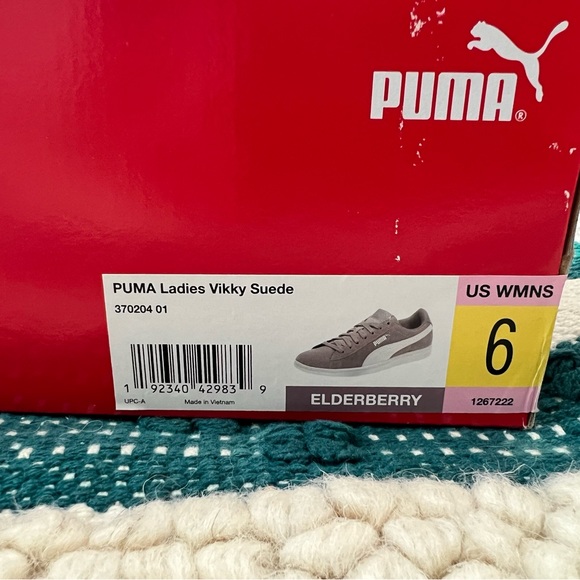 PUMA Ladies Vikky Suede Sneakers - Picture 2 of 7